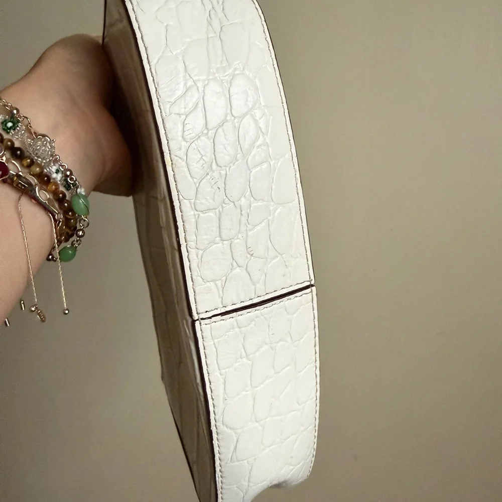 LIKE NEW STAUD Ollie Croc-Embossed Bag, Fresh White Faux Croc - Picture 7 of 9